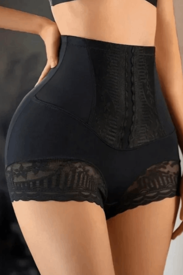 Short Encaje Negro